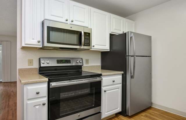 Mariner's Cove Apartments