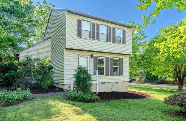 3 bedroom home close to Duke Avaialble Early June!