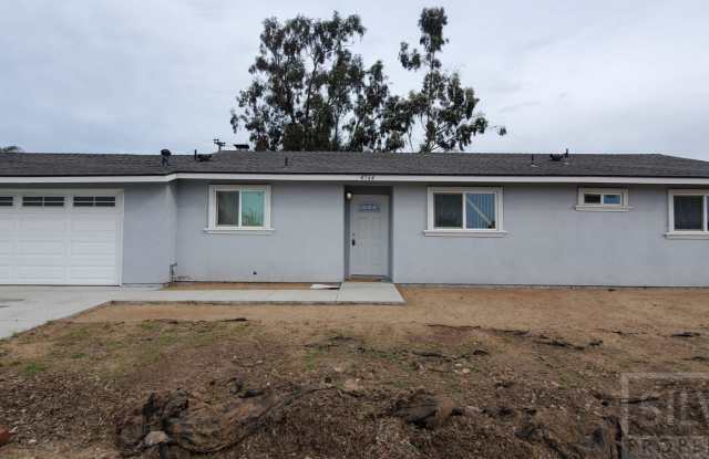 Photo of Four bedroom house available!