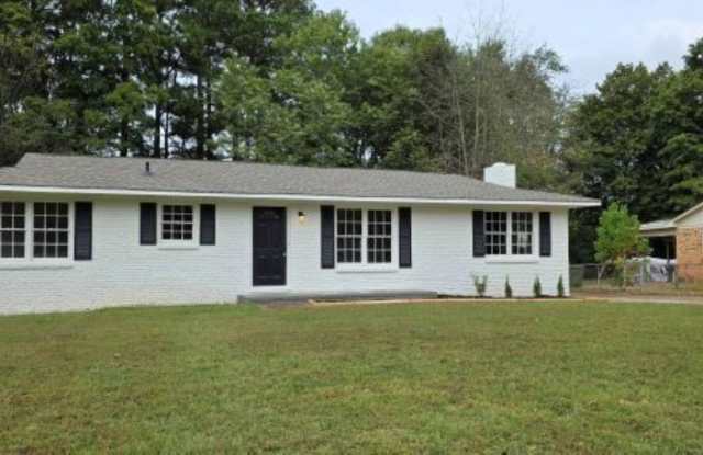 Photo of Large Family Home - Move In Ready!