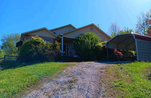 508 Ravenswood St - 508 Ravenswood Street, Kingston, TN 37763