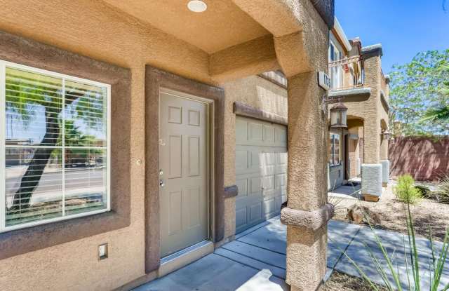 2 Story House Close to Casinos in the Northwest