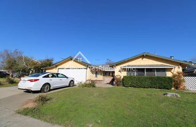 Charming 3bd/2ba Foothill Farms Home With 2 Car Garage!