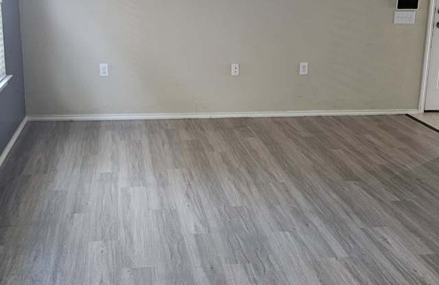 7213 Outfitter Drive