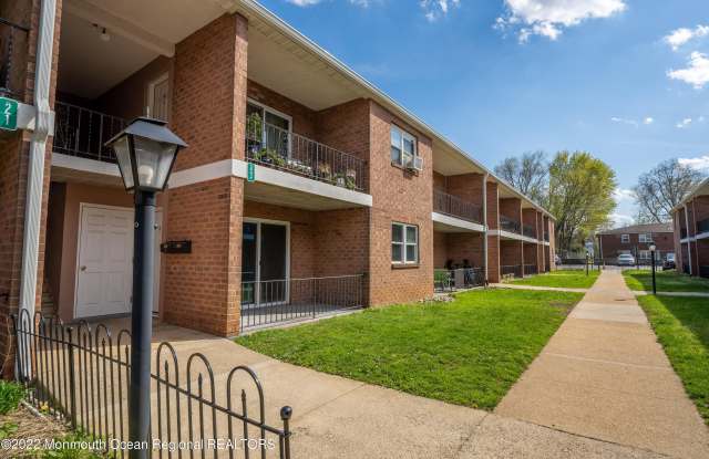 205 West End Avenue unit: Bldg 4 - Apt 21