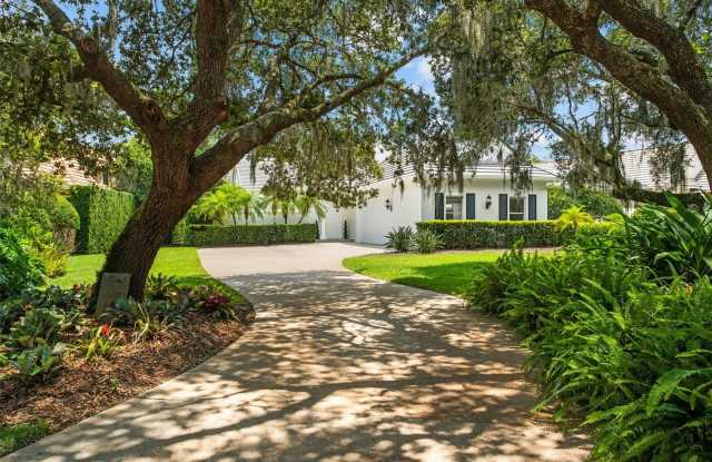 9656 BRYANSTON DRIVE