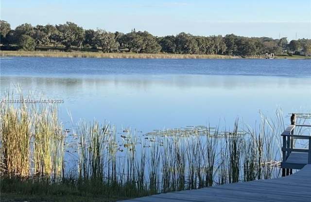 Photo of 310 S 3rd ST