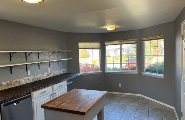 1563 Cedarwood Drive