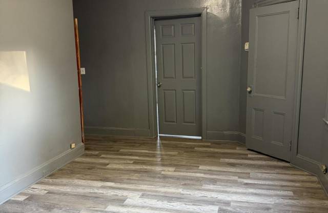 247 Charles Avenue unit: 1