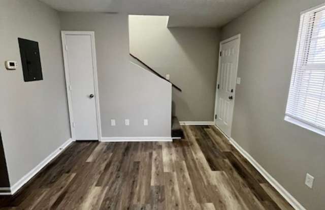 2 Bedroom, 1.5 Bath Close to Berea College