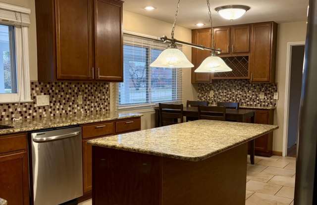 6493 Thorncrest Drive