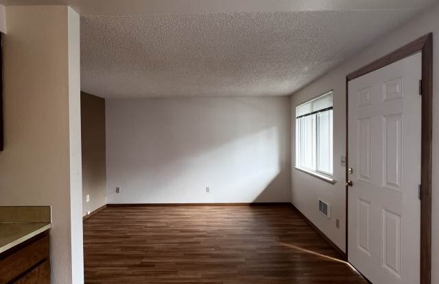 1164-E Harris Street SE