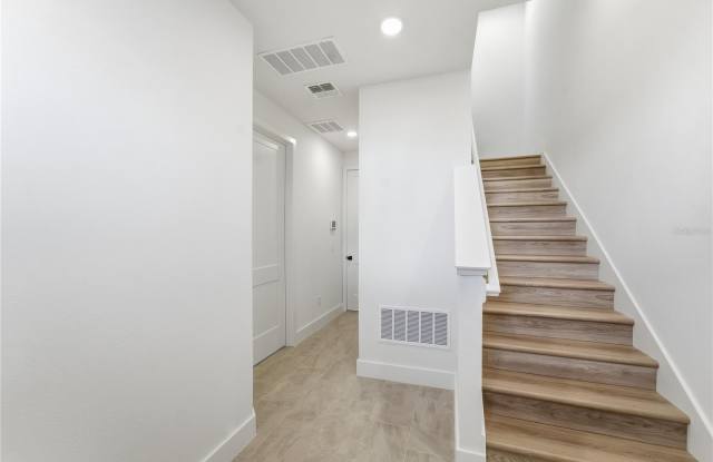 15058 GROVE LAKE DRIVE