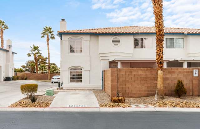 Beautiful Home ready for immediate move in!!!