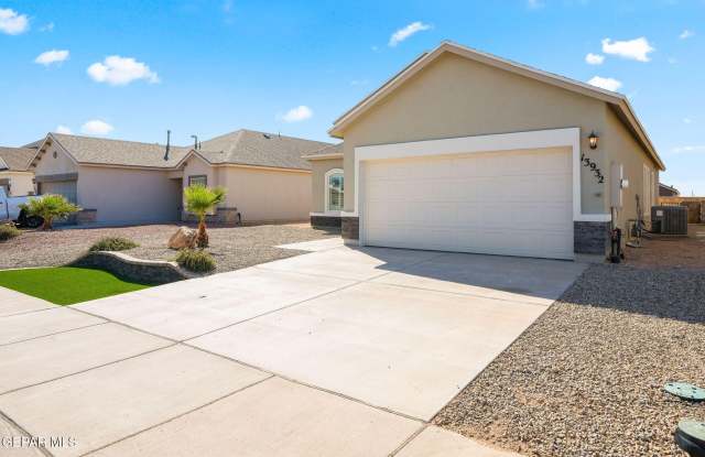 13932 Sky Harbor Avenue