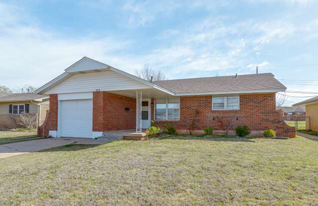 116 South Dallas Avenue