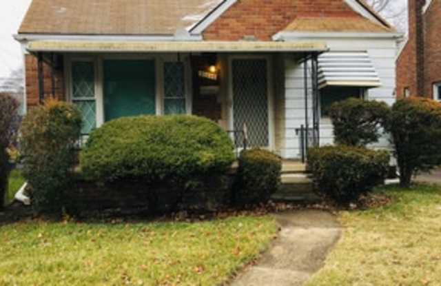3 Bed 1.5 Bath NO SEC8 OPEN HOUSE SAT 8/29 2-4pm, SUN 8/30 12:30-2:30pm