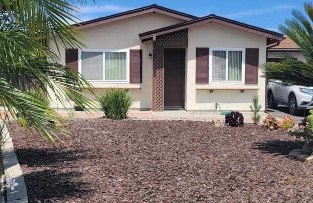 3200 Coral Dr