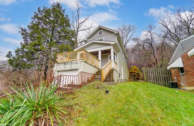 Three Bedroom Home in Covington!