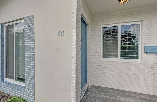 831 Southwest 14th Street