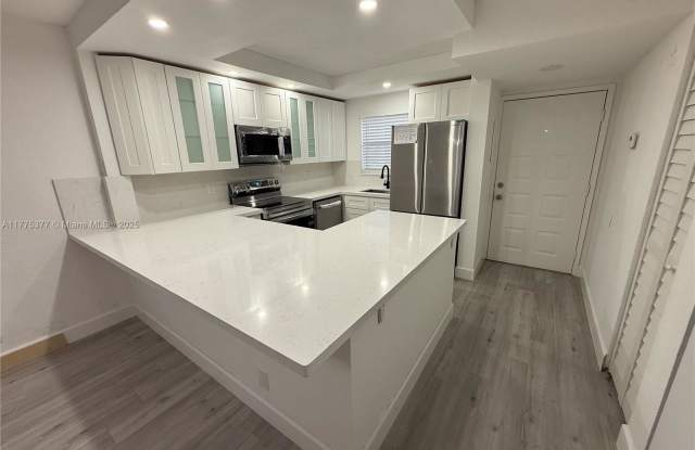 11477 Northwest 39th Court