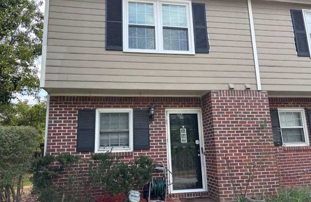 2280 Kings Gate Circle Southwest