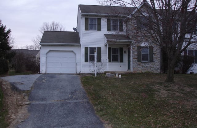 415 GROFFDALE DRIVE - 415 Groffdale Road, Lancaster County, PA 17566