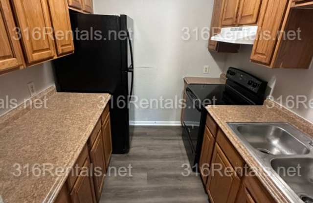 $745 - COMING SOON! Accepting SECTION 8/ Housing Voucher 3 bedroom / 1 bathroom - Remodeled Apartment