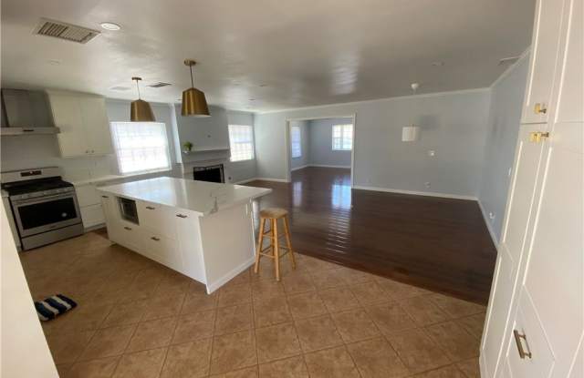 4510 Via Bella Vista