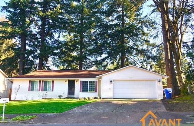 17930 Davis Street - 17930 Davis Street, Sandy, OR 97055