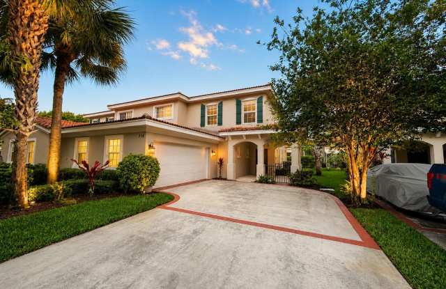 114 Owl Pointe Circle