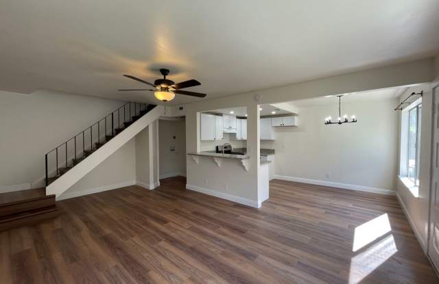 Fully Remodeled – 2 Bed / 1.5 Bath