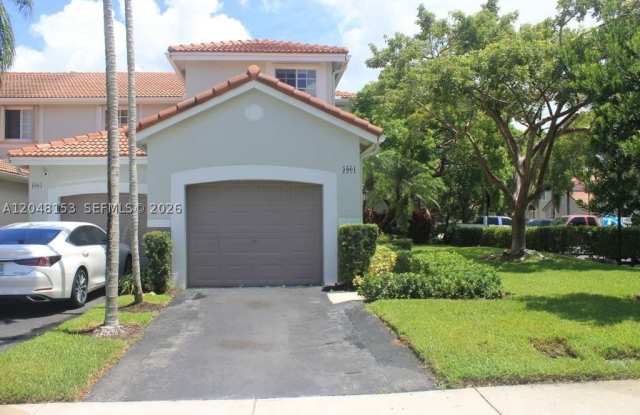 3901 San Simeon Ln