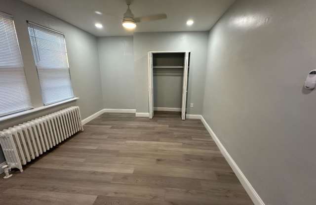 1828 West Eleanor Street