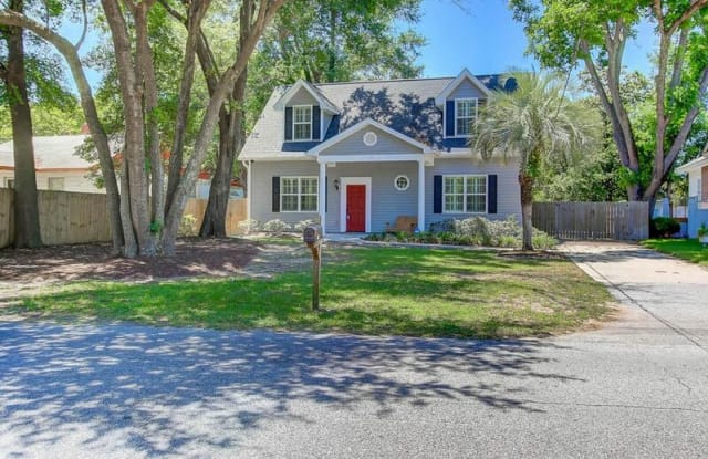 173 Plymouth Ave - 173 Plymouth Avenue, Charleston County, SC 29412