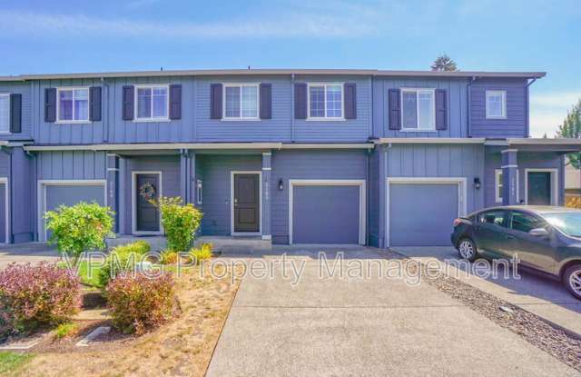 2105 Northeast 118th Place