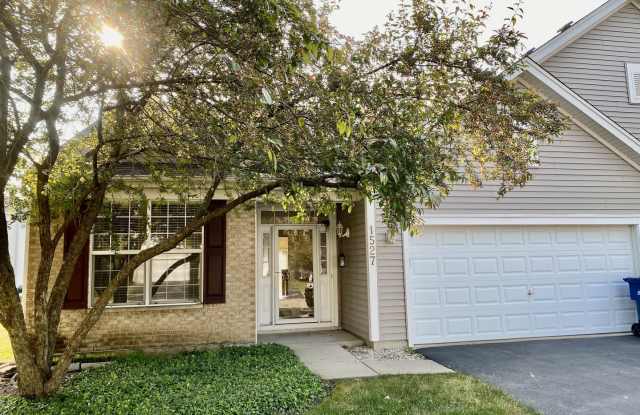 1527 Waterside Drive