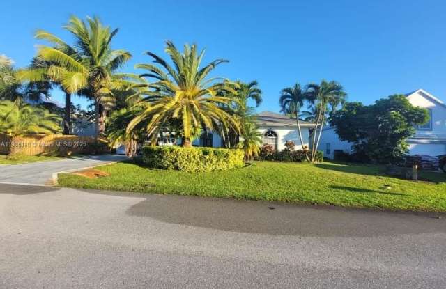 365 NE Vanda Terrado