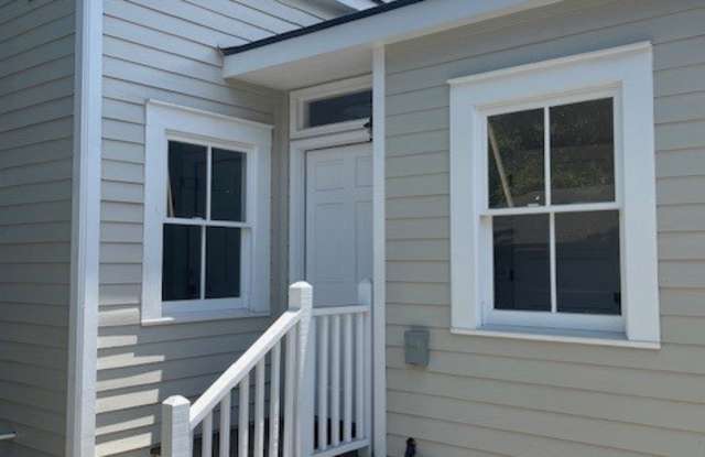 712-718 West 39th Street - 712