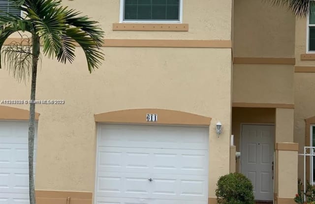 611 NW 170th Ter - 611 Northwest 170th Terrace, Pembroke Pines, FL 33028