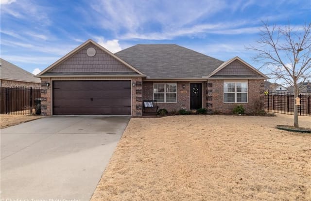 5214  W Cross Creek  BLVD - 5214 West Cross Creek Boulevard, Rogers, AR 72758