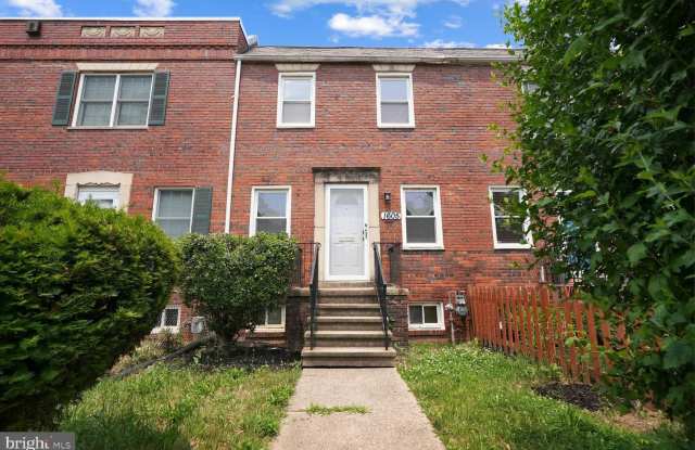 1605 PRINCESS STREET