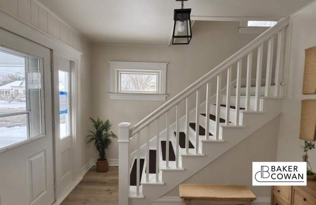 Photo of 428 Ideal Street unit: 2