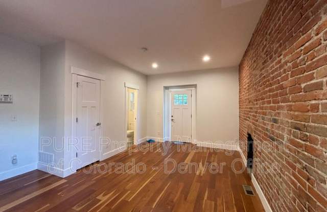 3028 North Gilpin Street