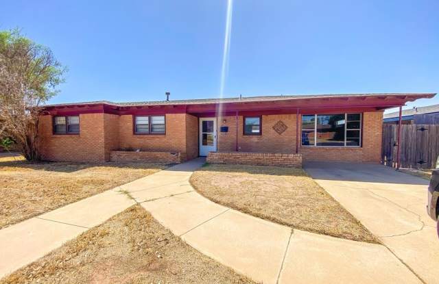 4211 Dakota Ave - 4211 Dakota Avenue, Odessa, TX 79762