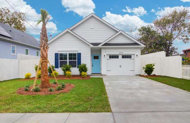 Photo of 2304 Delano St