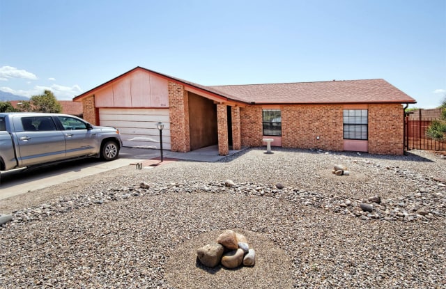 4542 Pyrite Ct NE - 4542 Pyrite Court Northeast, Rio Rancho, NM 87124