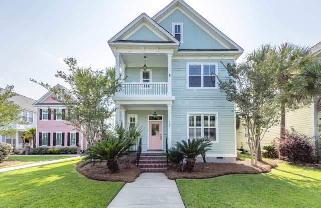 302 White Gables Drive