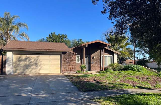 Photo of Single story 4 bedroom