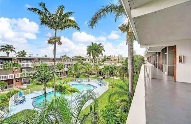 Photo of 161 NE 10th Ave